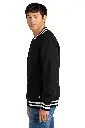 60275_Black-4-NEA560BlackModelSide_1200W.webp
