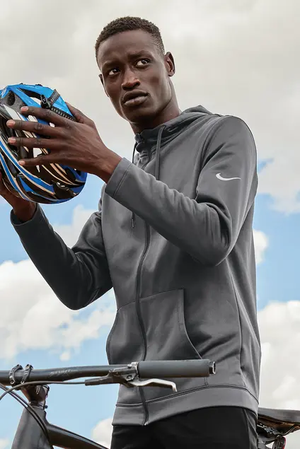 424Wx635H-null (18).webp