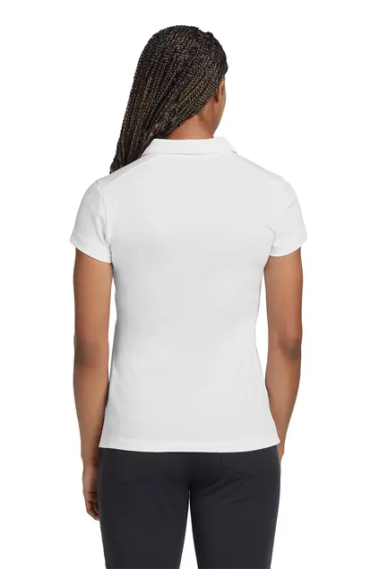 424Wx635H-7040-White-2-746100WhiteModelBack3 (1).webp