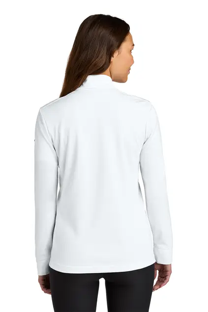 424Wx635H-60383-White-2-NKHM7969WhiteModelBack.webp
