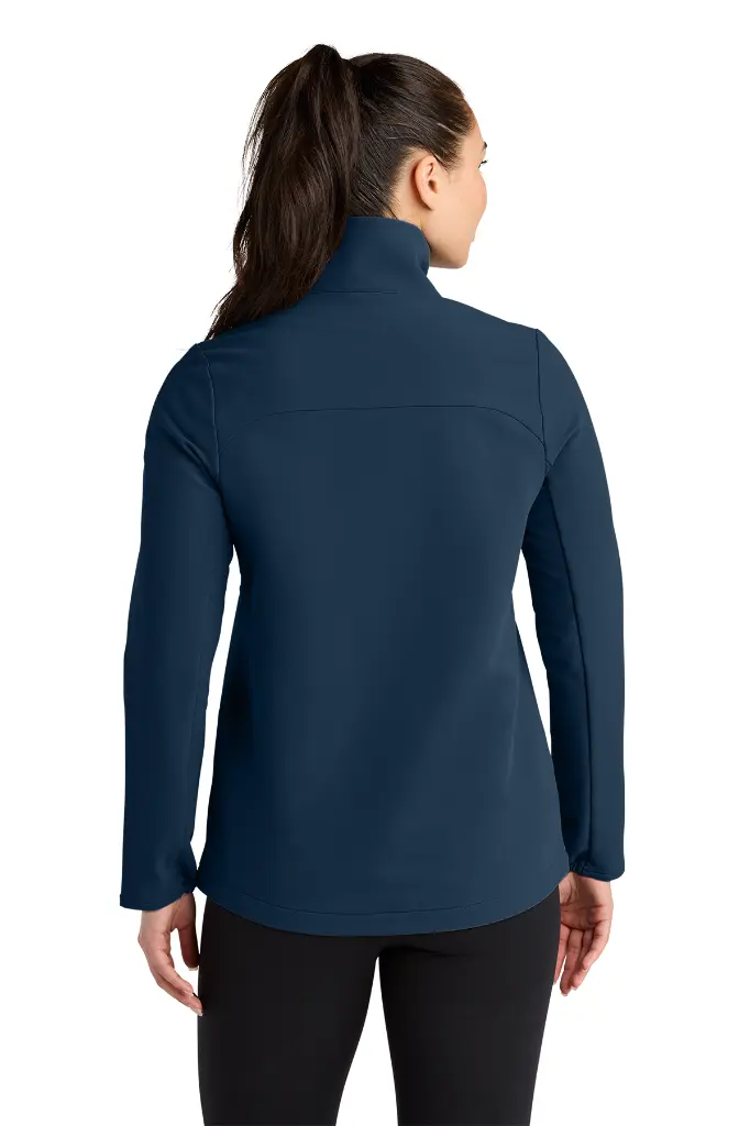 60278_RiverBlNv-2-LOG740RiverBlNvModelBack_1200W.webp